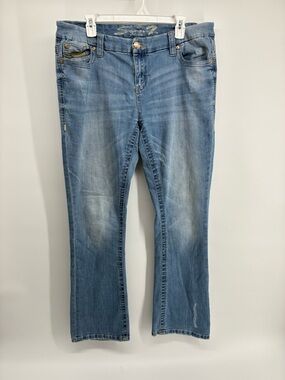 Seven7 Classic Blue Flare Jeans Faded Stretchy 90s Y2K Distressed